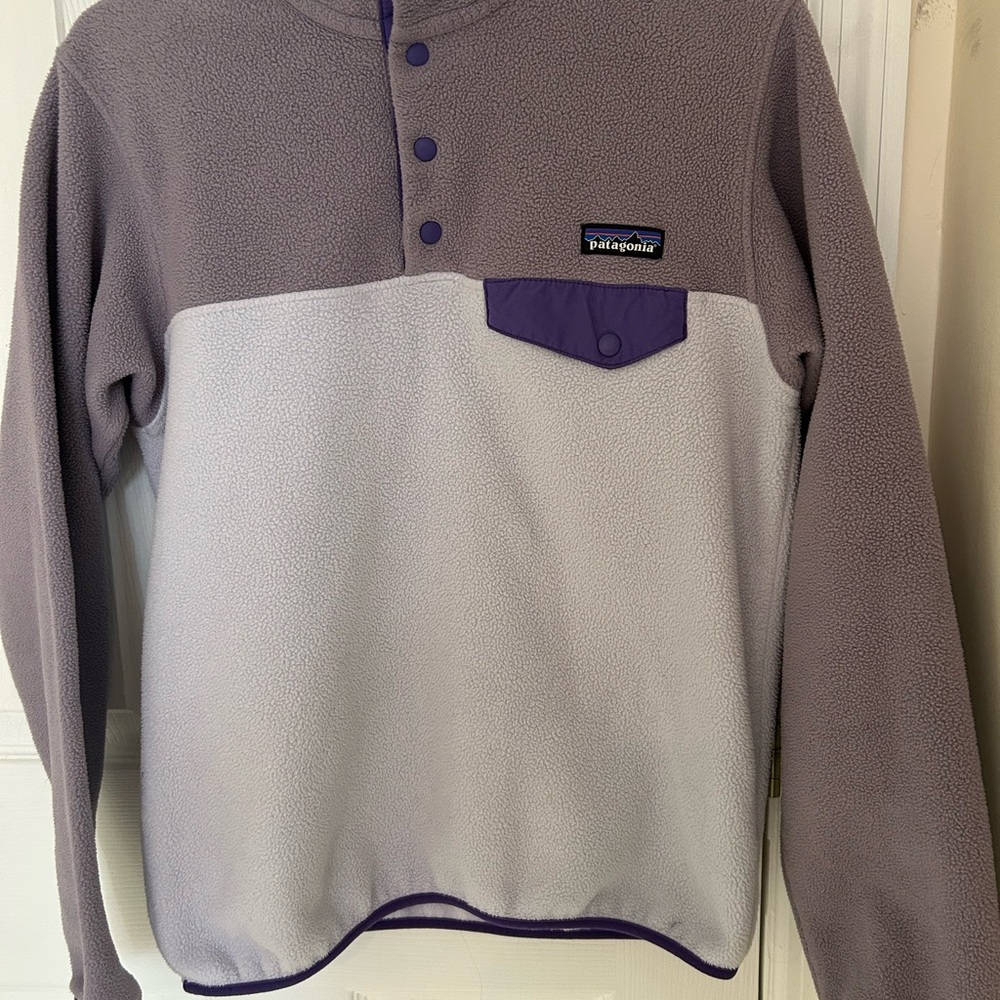 Patagonia Purple and Gray Fleece Pullover
